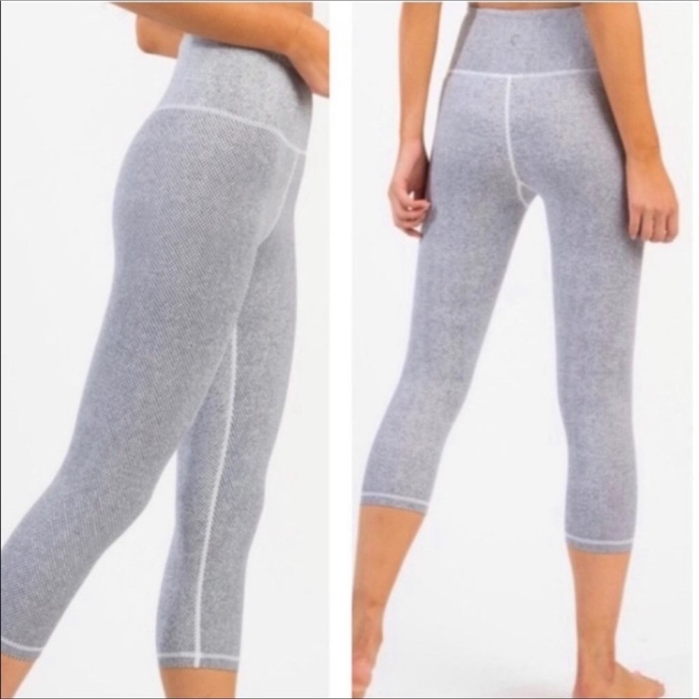 Zyia Racer Light N Tight Crop High Rise Leggings